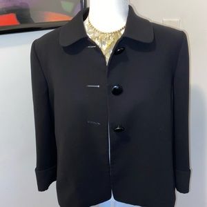 Black Tahari Suit Jacket. It will complete any outfit. Dress up or down. Size 14